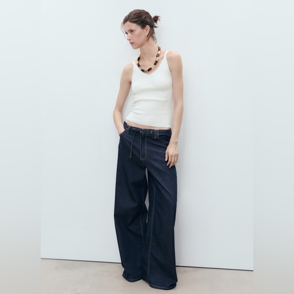 Mango White Ribbed V-Neck Tank - Picture 4 of 5